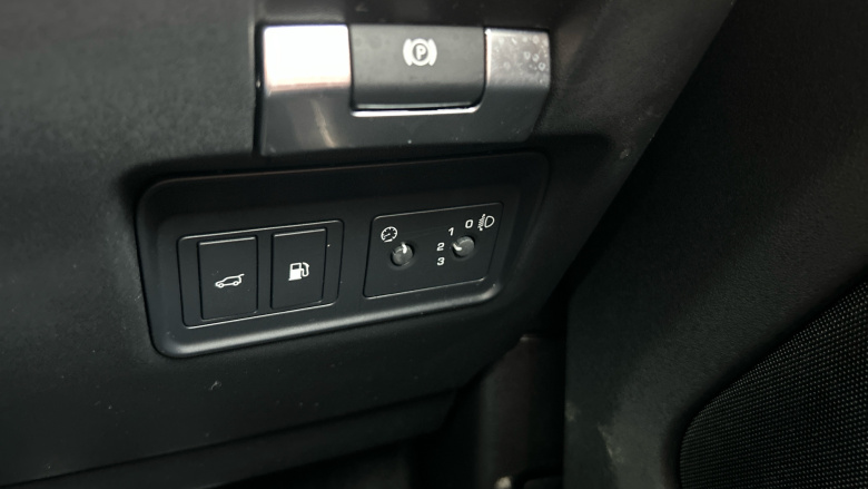 Land Rover Range Rover Evoque 1.5 P300e Evoque Edition 5dr Auto Hatchback